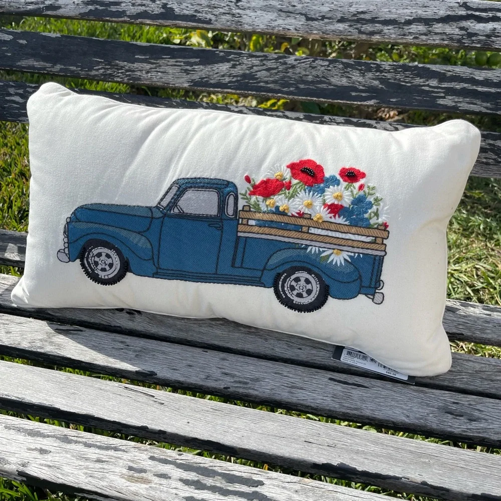 MARTHA STEWART AMERICAN TRUCK DECORATIVE PILLOW embroidered Rectangle new